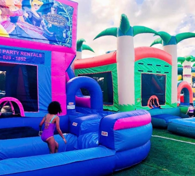 evolution-inflatable-waterpark-bastrop-kid-adult-zones-birthday-private-party-fun-zone-photo
